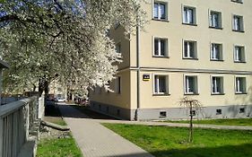Apartment BlueBird Katowice near Spodek MCK&City Center